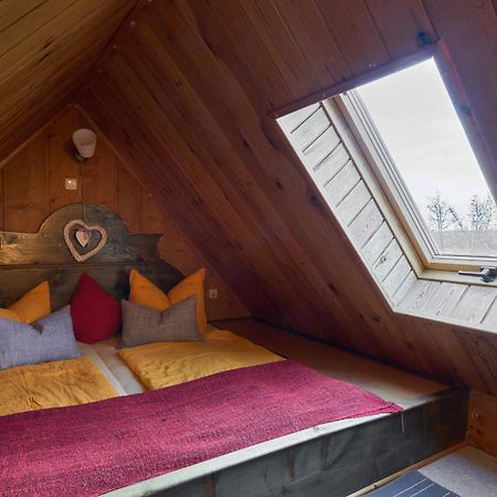 Landhotel Brauner Hirsch Kammerforst Ruang foto