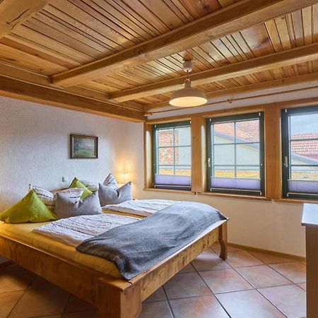 Landhotel Brauner Hirsch Kammerforst Ruang foto