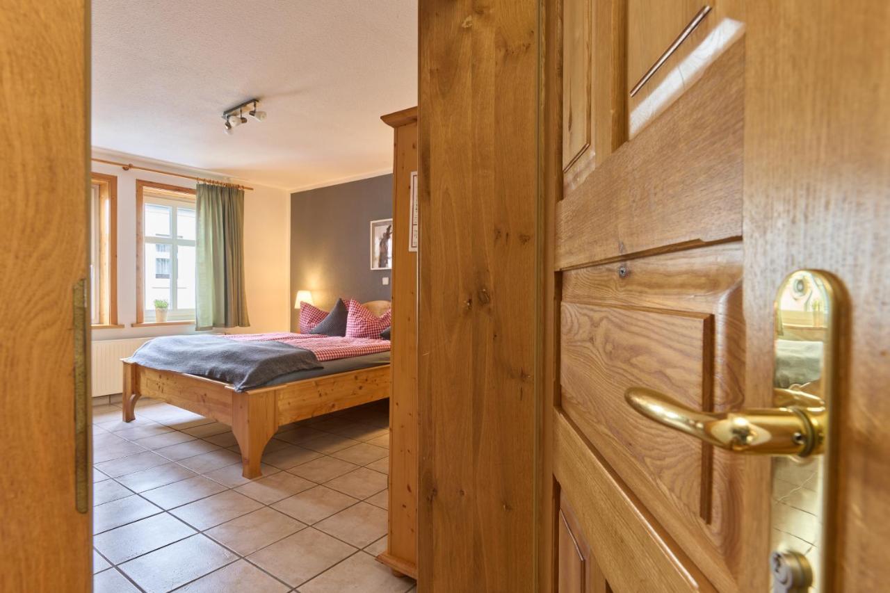 Landhotel Brauner Hirsch Kammerforst Bagian luar foto