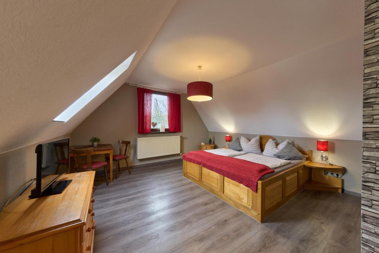 Landhotel Brauner Hirsch Kammerforst Bagian luar foto