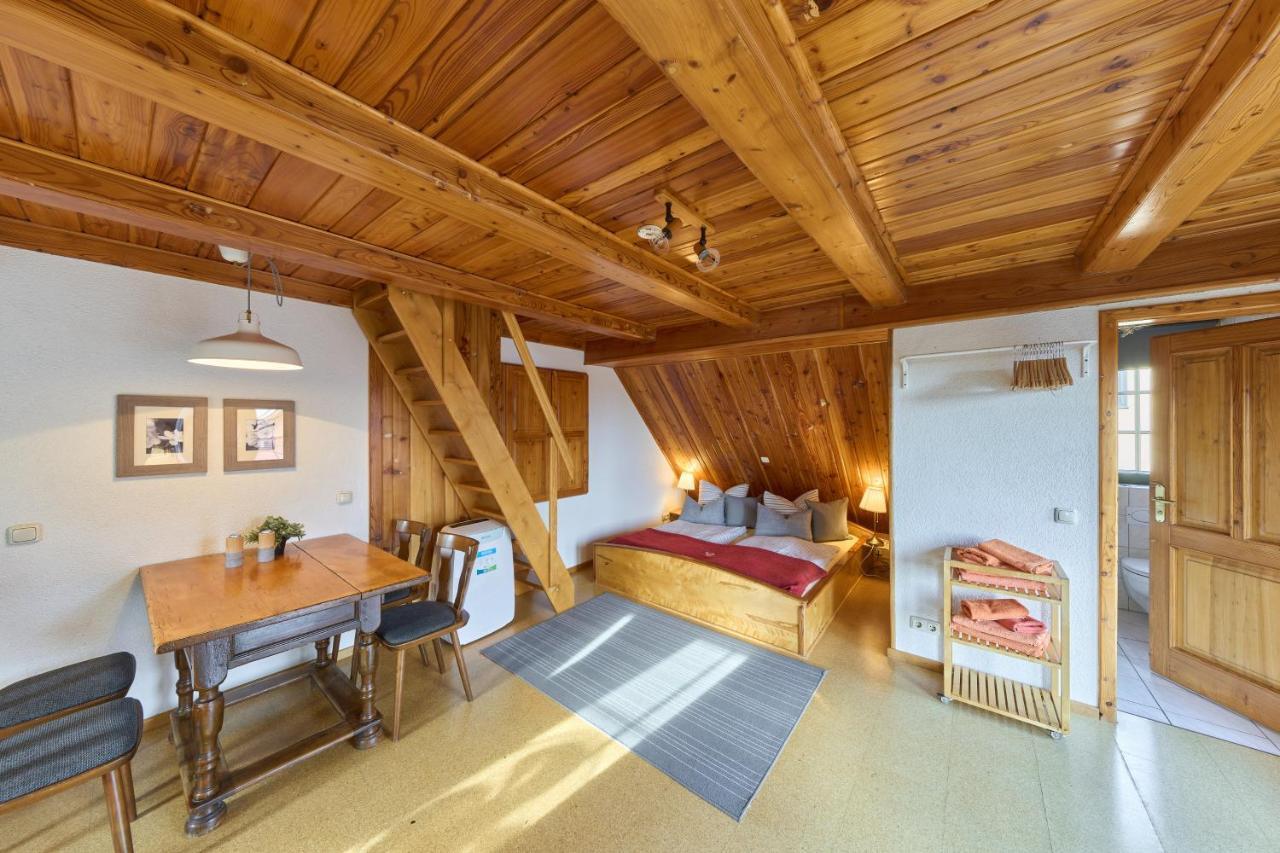 Landhotel Brauner Hirsch Kammerforst Ruang foto